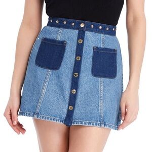 Juicy Couture Y2K Mini Button Up Denim Skirt w/ Gold Studded Details (Size 25)